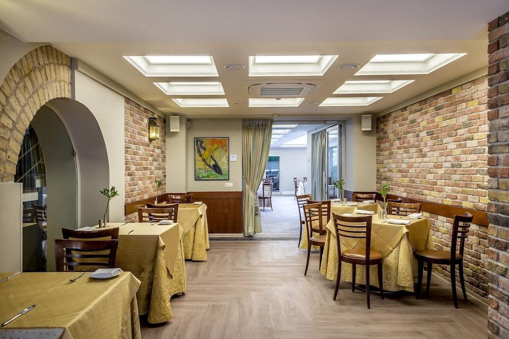 Ratonda Centrum 4* Vilna