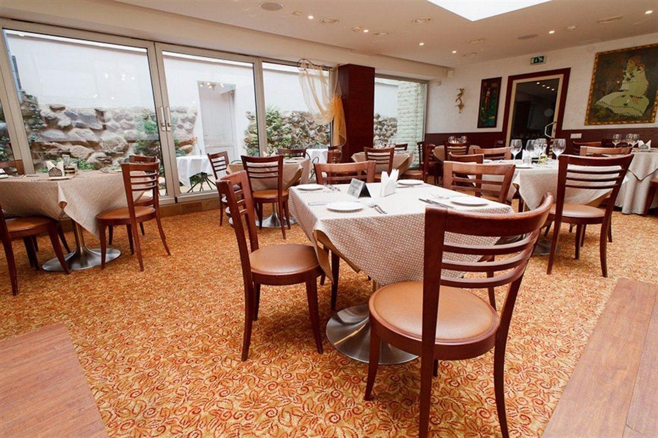 Hotel Ratonda Centrum