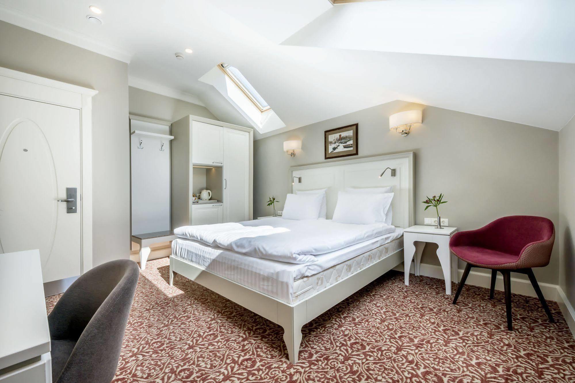 Hotel Ratonda Centrum