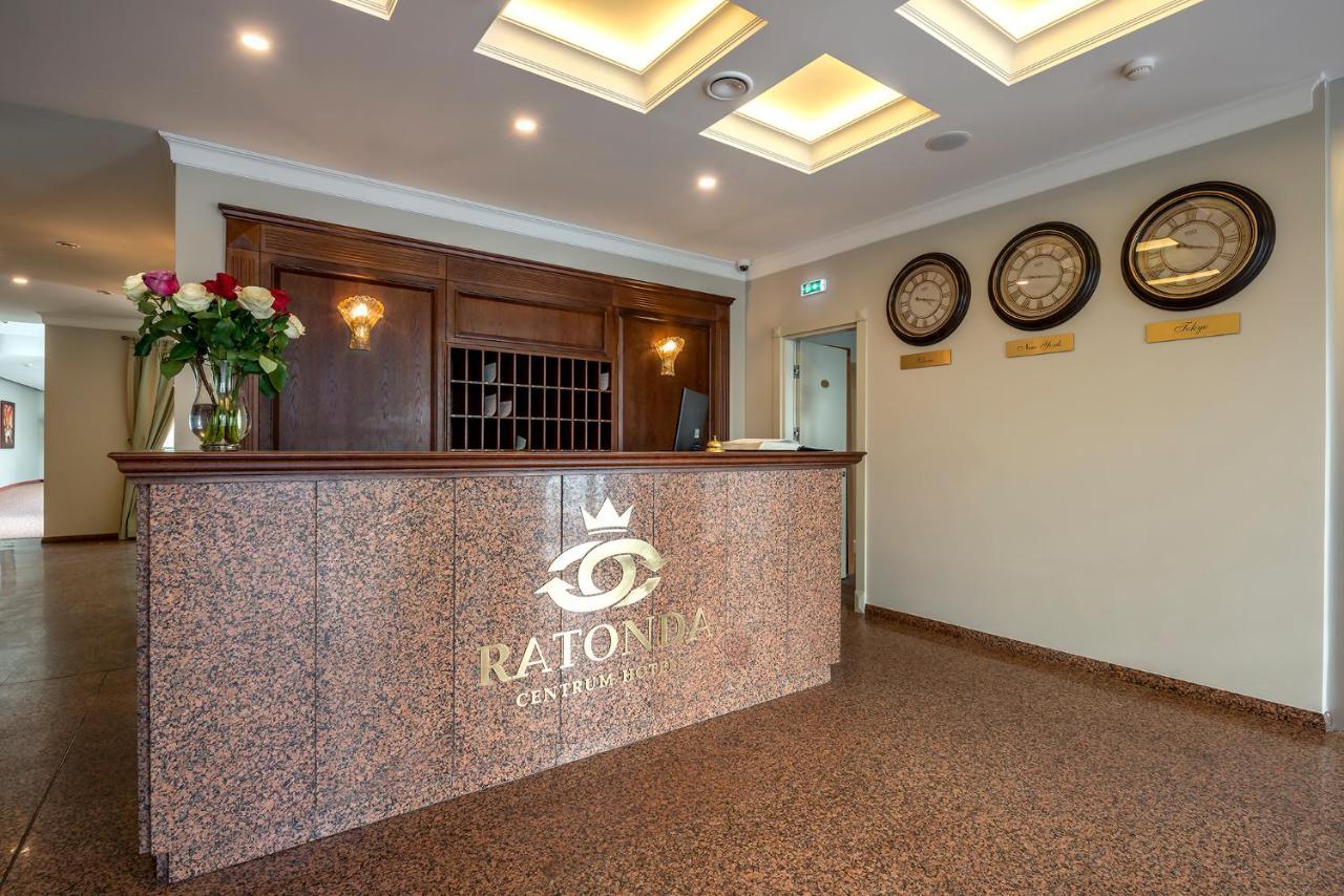 Ratonda Centrum Hotel 4*